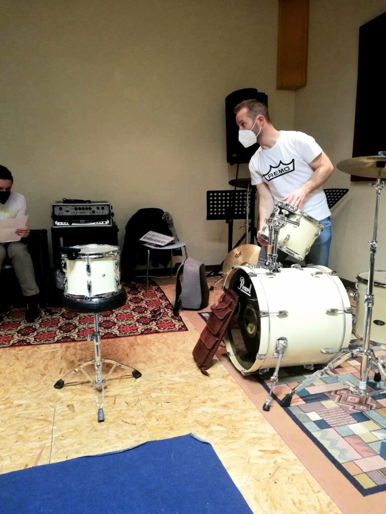 Le Masterclass di Bassanova Music Factory: le basi del drum set